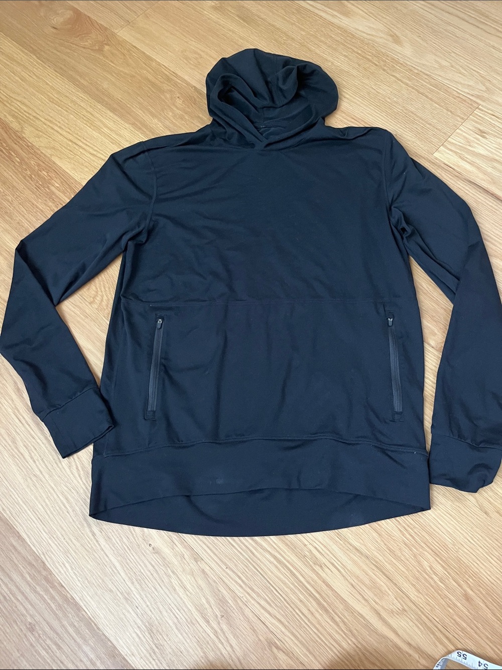 Vuori Men's Black Ponto Performance  Pullover Hoodie size M